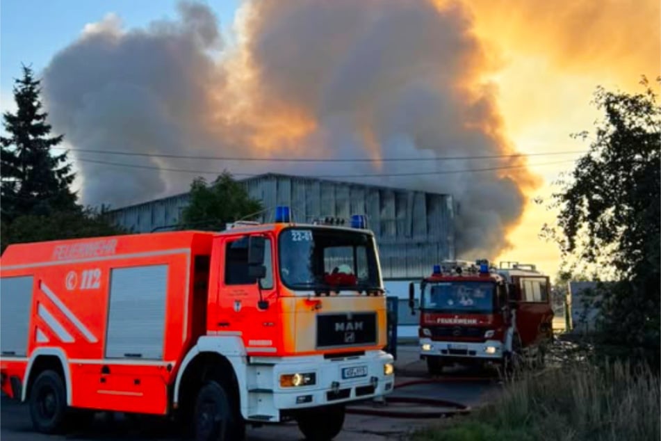 Die Feuerwehr rückte am Dienstagmorgen im Süden von Weißenfels an.
