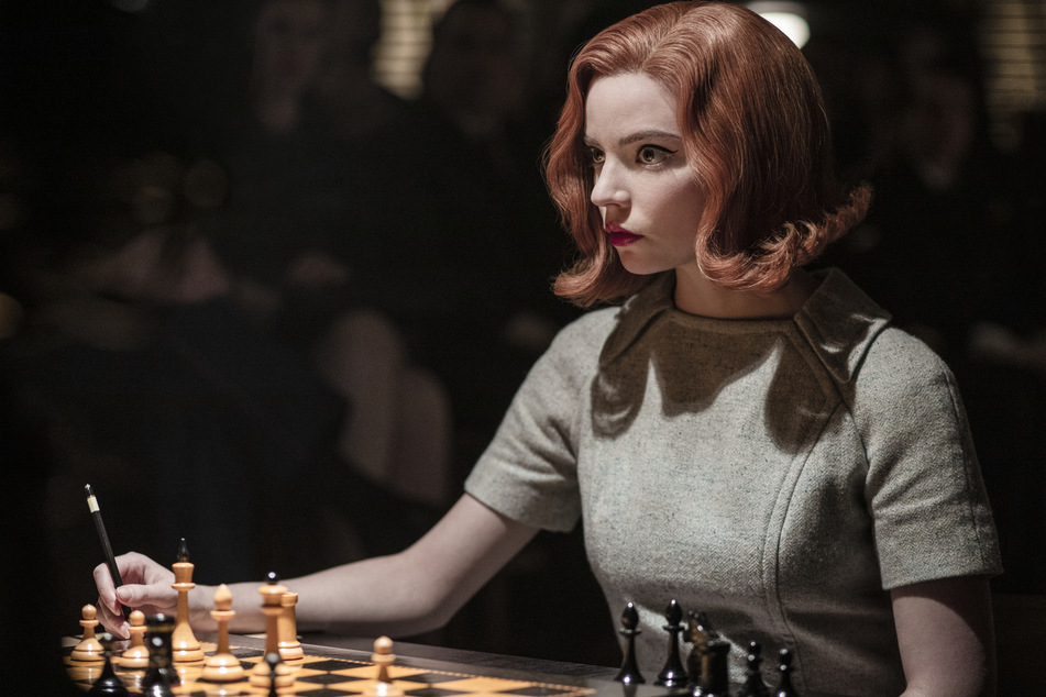 In der Netflix-Serie spielt Anya Taylor-Joy (24) die fiktive Schachspielerin Elizabeth Harmon.