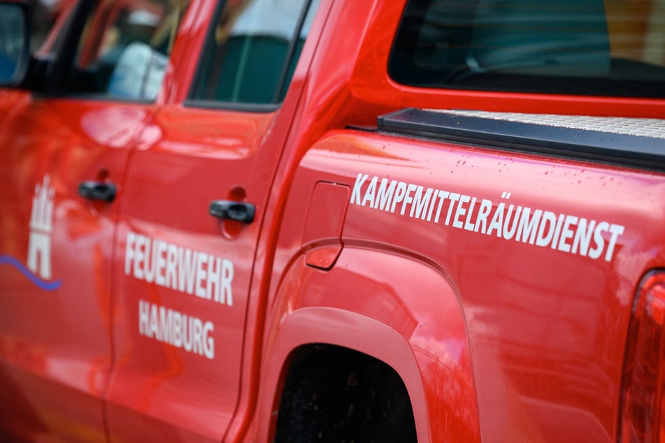 Der Kampfmittelräumdienst habe gegen 16 Uhr mit der Entschärfung der Bombe begonnen. (Symbolbild)