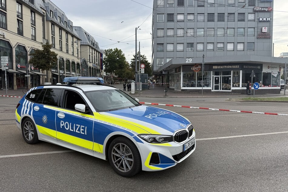 Die Polizei musste den Bereich um den Bahnhof großräumig absperren.