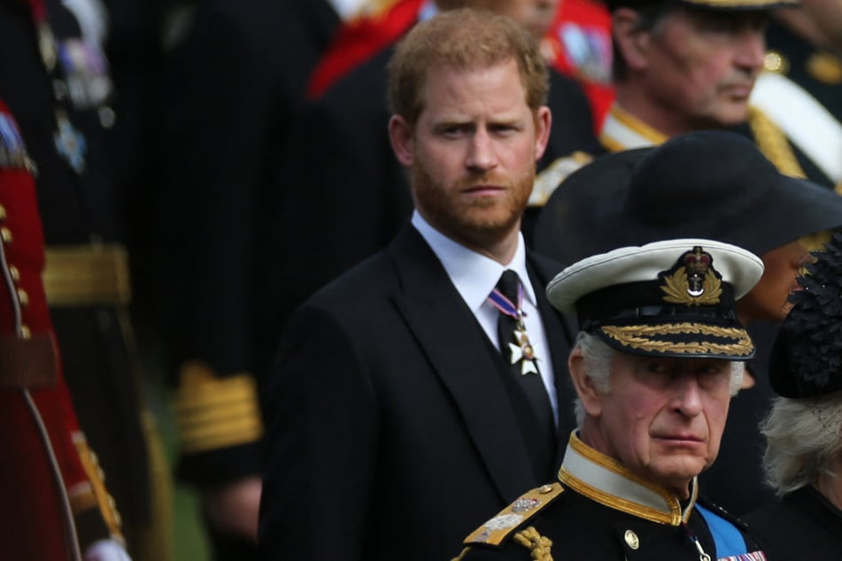 Después de más de 19 meses: Primer encuentro entre el príncipe Harry y el rey Carlos