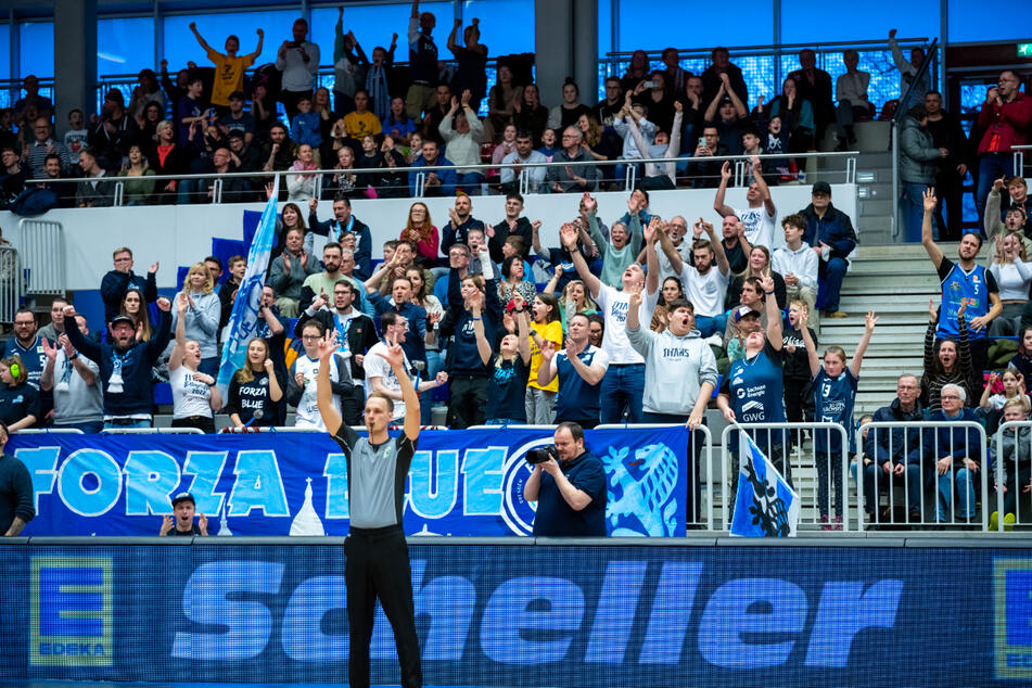 Wir verlosen Tickets unter allen Teilnehmern mit der richtigen Antwort.