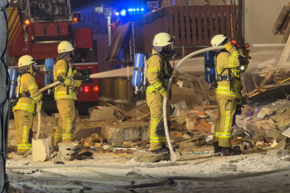 Haus nach Explosion in Albstadt eingestürzt: Kein Kontakt zu Bewohnern