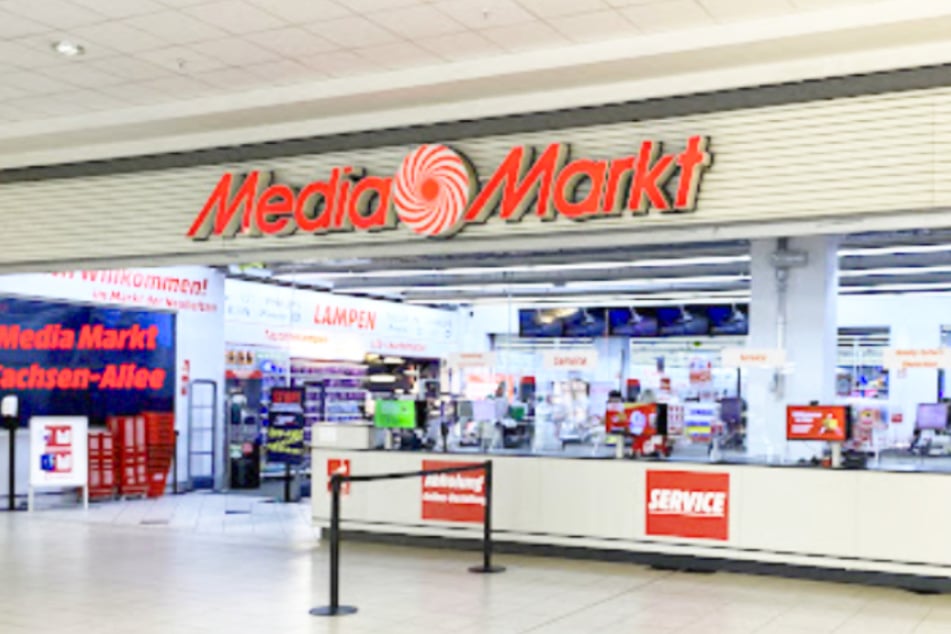 MediaMarkt Chemnitz-Sachsenallee (im EKZ Sachsenallee) auf dem Thomas-Mann-Platz 1.