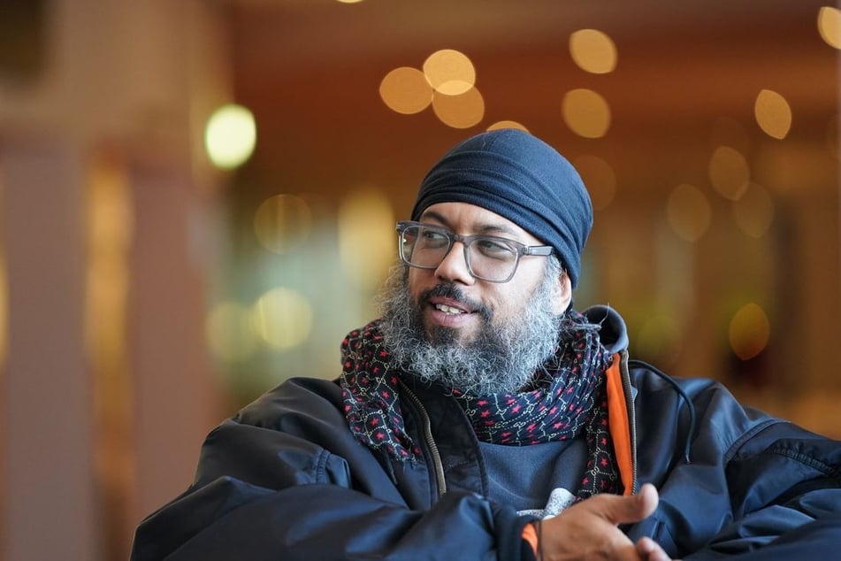 Rapper Samy Deluxe (47) wird auf der "Mary Jane" in Berlin unter dem Funkturm erwartet.