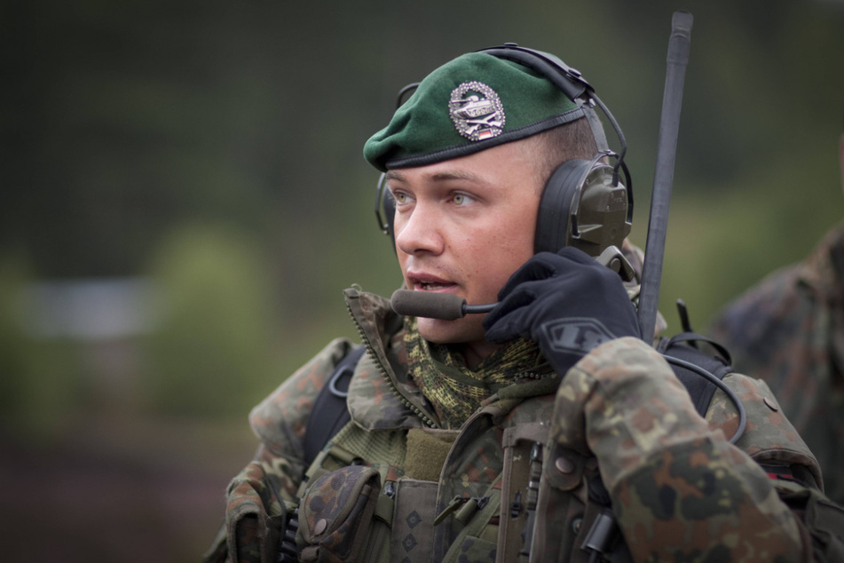 Seit Kriegsbeginn in der Ukraine ist das Interesse an der Bundeswehr gestiegen - auch bei jungen Karriereeinsteigern.