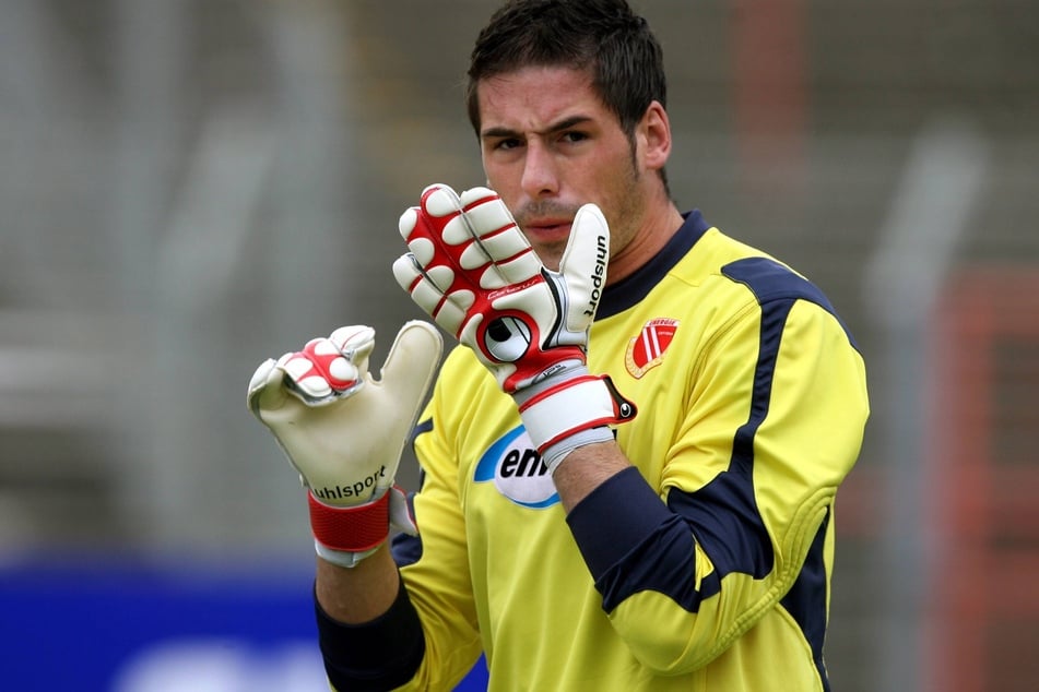 Keeper Philipp Pentke (heute 40) hielt 2008/09 schon einmal für Cottbus. Die aktuelle Spur ist kalt.