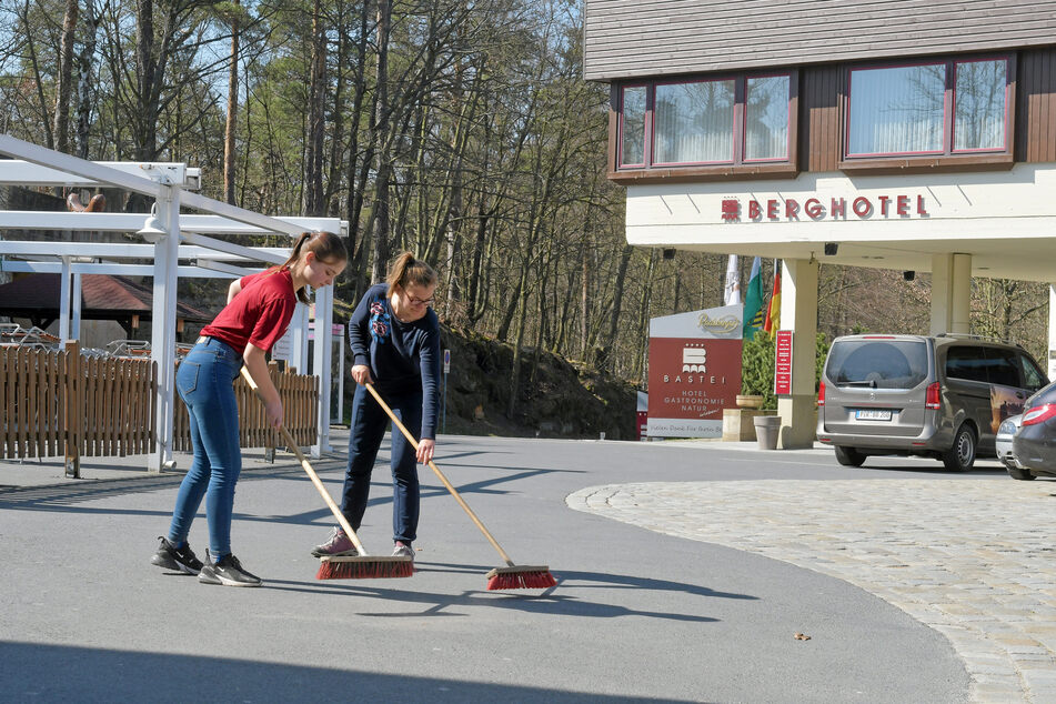 Auch auf der Bastei im Elbsandsteingebirge warten die Wirte sehnsüchtig wieder auf Übernachtungsgäste.