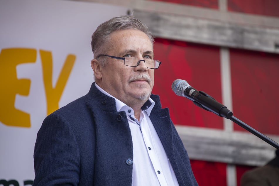 Annabergs Oberbürgermeister Rolf Schmidt (62, Freie Wähler) hielt eine Wut-Rede in Richtung Berlin.