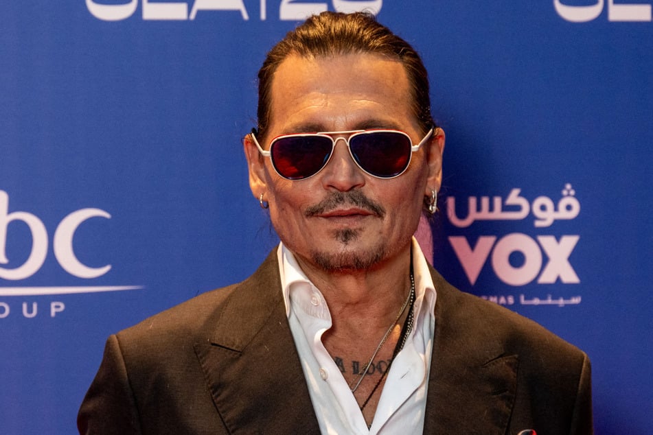 Johnny Depp's new pearly whites were reportedly driven by health concerns, as insiders allege that the actor "had no choice" but to fix his teeth.