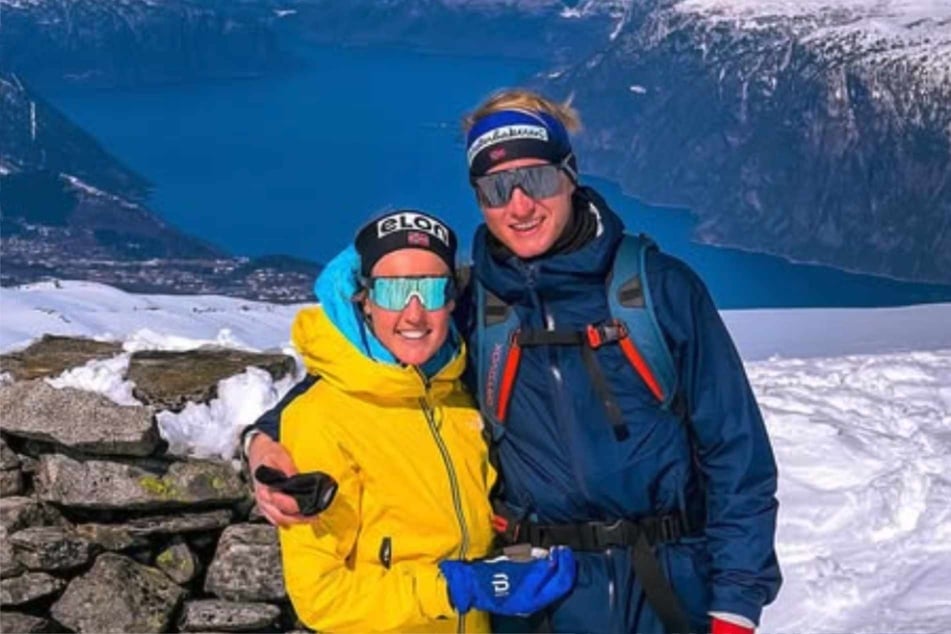 Karoline Simpson-Larsen (28, l.) ist mit dem norwegischen Biathleten Johan-Olav Botn (26) zusammen.