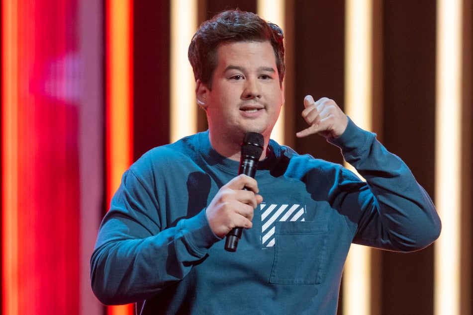 Comedian Chris Tall (33) hat sich nach dem Remis des HSV bei Jahn Regensburg tierisch über die Schiedsrichterleistung aufgeregt. (Archivfoto)