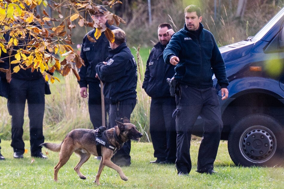 Auch ein Leichenspürhund kam zum Einsatz.