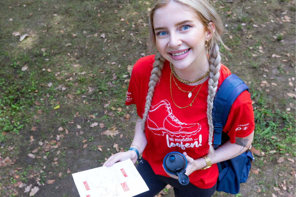 Herbstwanderung im Selbsttest: MOPO-Redakteurin Claudia Rausch (26) hat vor Ort die neuen Routen unter die Lupe genommen.