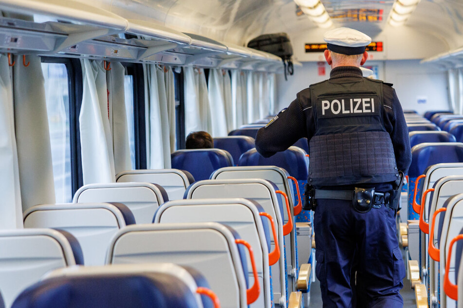 Bundespolizei schickt in Bayern vier von zehn Migranten zurück