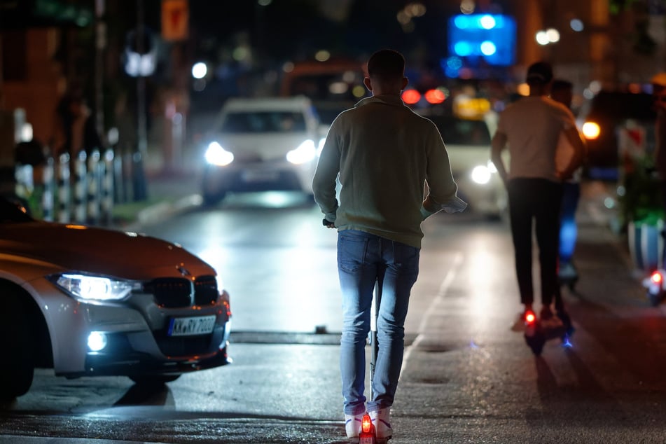 Die Kölner Polizei berichtete von zahlreichen Unfällen mit E-Scootern in den letzten Monaten.