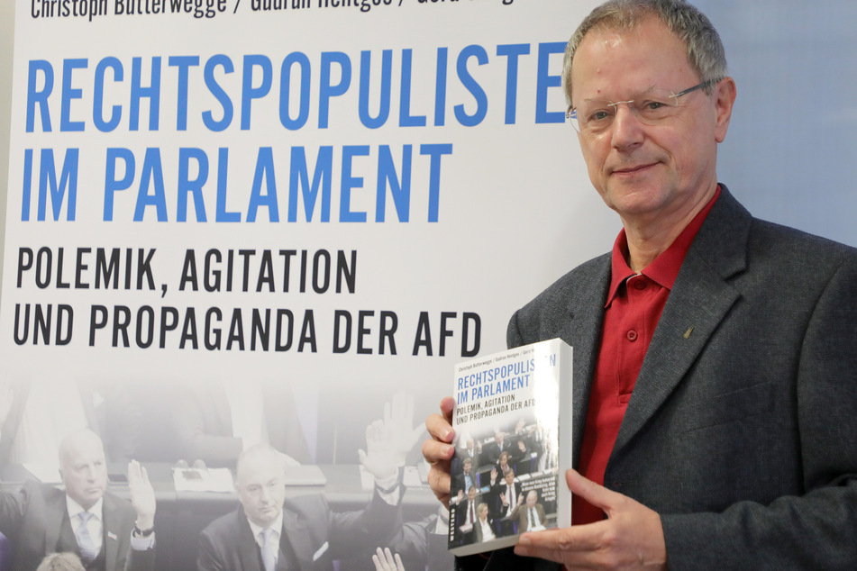 Armutsforscher Christoph Butterwegge (71) bei der Vorstellung seines Buches "Rechtspopulisten im Parlament Polemik, Agitation und Propaganda der AfD".