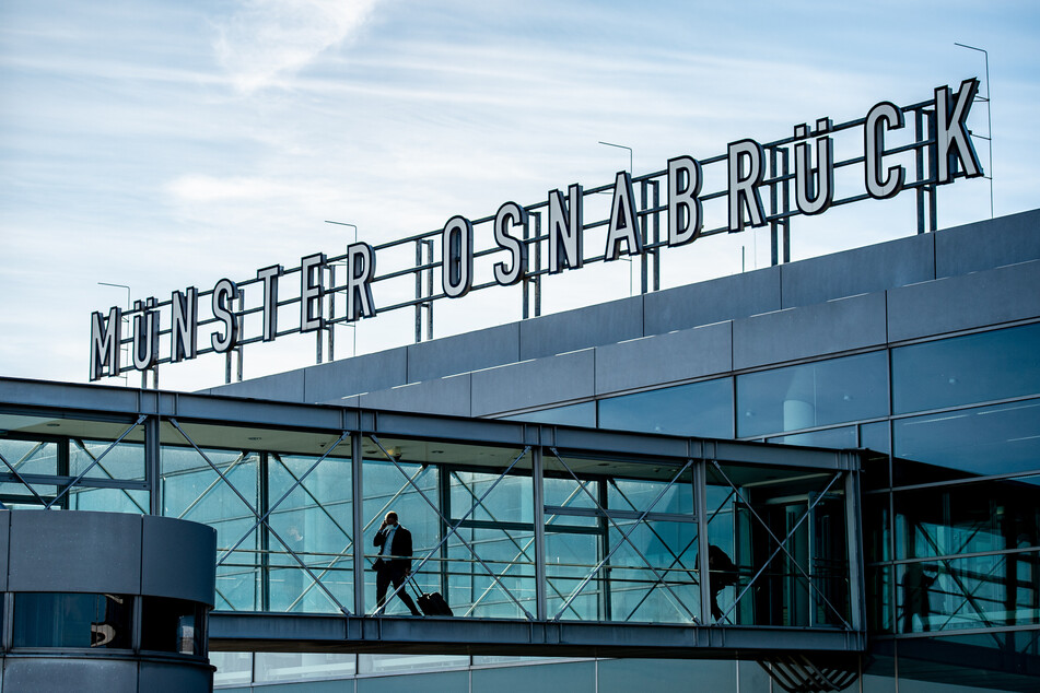 Die Sanierungsarbeiten am Flughafen Münster/Osnabrück sollen insgesamt rund zehn Millionen Euro kosten.