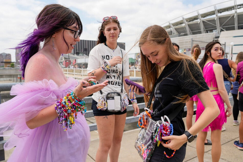 Trading friendship bracelets has become a popular tradition at Taylor Swift's The Eras Tour.