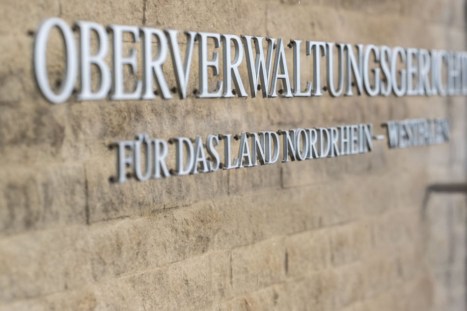 Vor dem NRW-Oberverwaltungsgericht in Münster wird am heutigen Dienstag über ein Verbot der AfD verhandelt (Symbolbild).