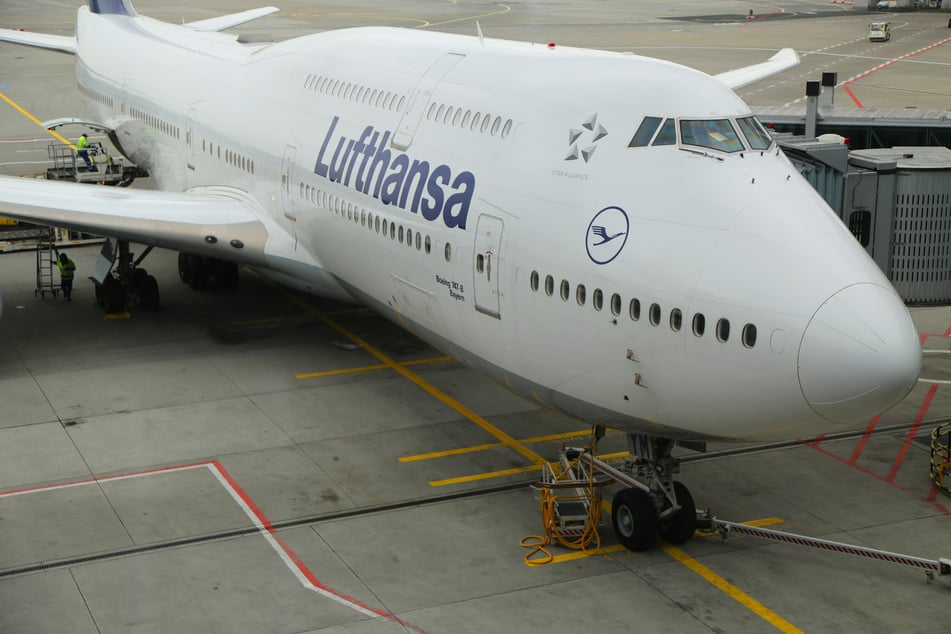 Drama an Bord von Lufthansa-Maschine: Mehrere Verletzte!