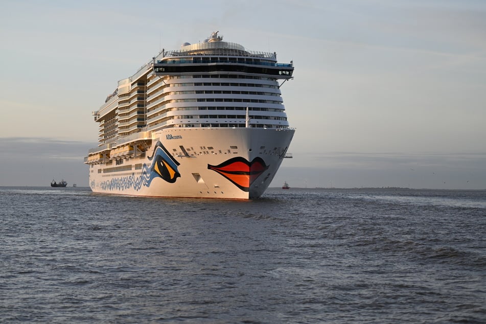 Auf dem Kreuzfahrtschiff AIDAcosma gab es am Mittwoch vor Mallorca einen medizinischen Notfall. (Archivfoto)