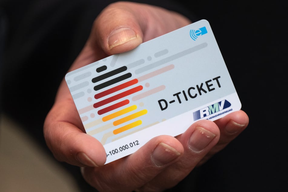 Das Deutschlandticket ist schön und gut. Es geht aber zulasten der Verkehrsbetriebe, macht Hilbert deutlich.