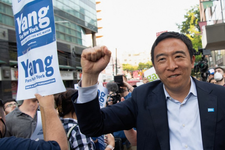 Andrew Yang announces launch of a third political party