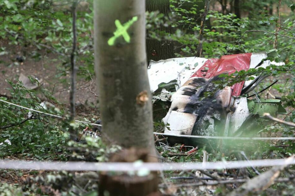 Tote nach Absturz von Kleinflugzeug im Siebengebirge identifiziert