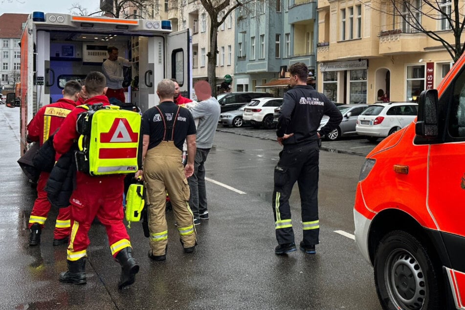 Die Rettungskräfte halfen bei der Geburt eines Babys in Charlottenburg-Wilmersdorf.