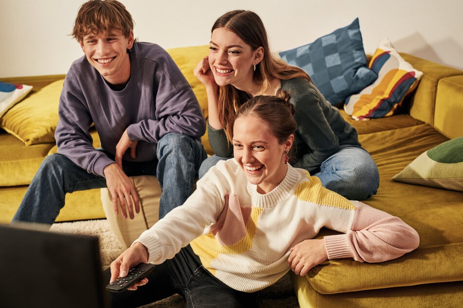 Glasfaser-Internet bringt Euch das Fernsehen nach Hause – jetzt vom Wegfall der Kabel-TV-Pflicht profitieren.