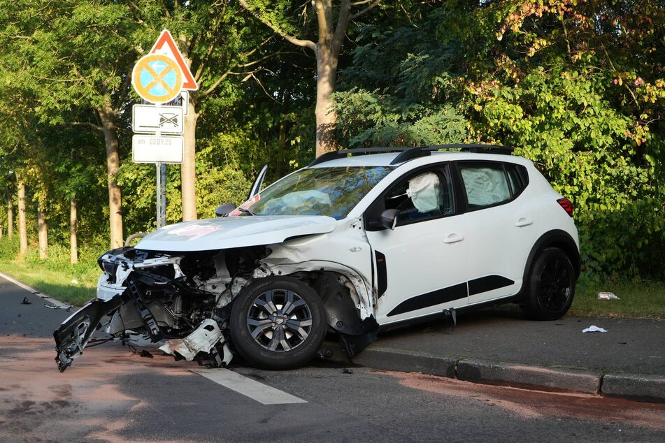 Ein zweites Auto war ebenfalls beteiligt.