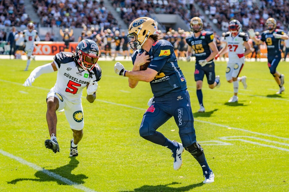 Wie viel Risiko werden Quarterback Justin Miller (27, r.) &amp; Co. gehen?