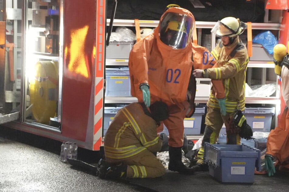 11.000 Liter Natronlauge ausgelaufen: Großeinsatz bei Getränkehersteller