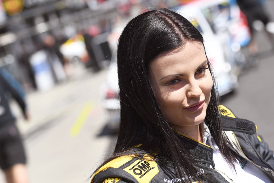 Renee Gracie (28) wurde von der Rennfahrerin zum Porno-Sternchen. Kommt jetzt das Motorsport-Comeback?