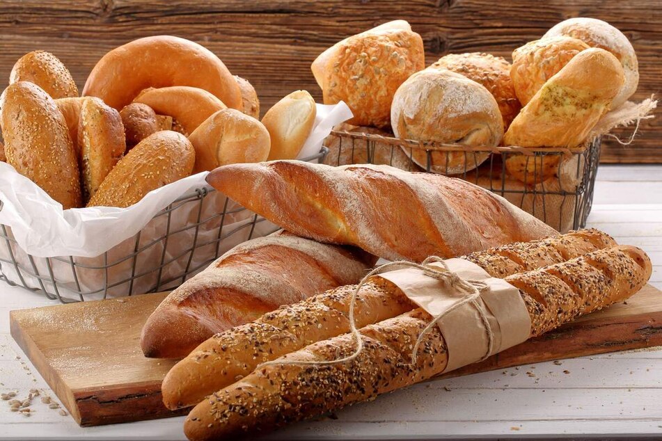 Fluffige Brötchen und aromatisches Brot - Rezepte dafür bekommt Ihr bei TAG24.