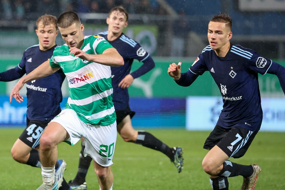 Für die Hanseaten hatte der 24-Jährige in der Saison 2022/23 nur 168 Minuten auf dem Platz gestanden. (Archivfoto)