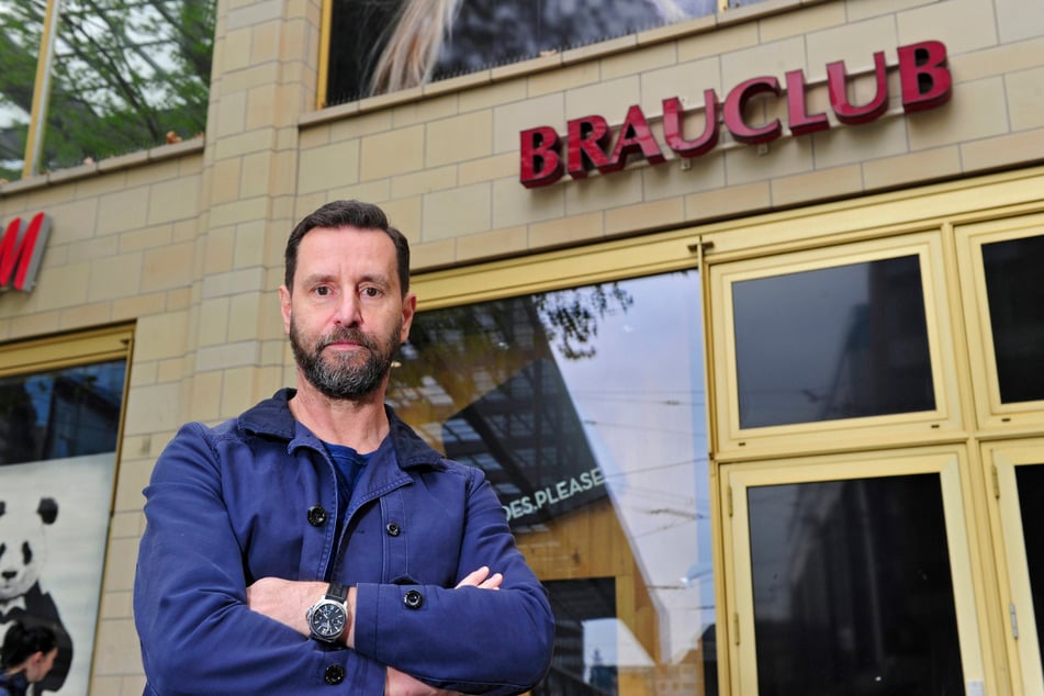 Umdenken bei Brauclub-Chef André Donath (56): Nachdem er vergangene Woche alle Partys absagte, will der 56-Jährige nun doch eine Hip-Hop-Sause schmeißen.