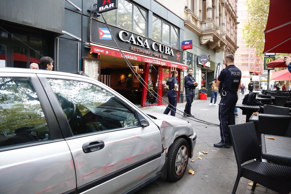 Der Honda des Unfallverursachers musste abgeschleppt werden.