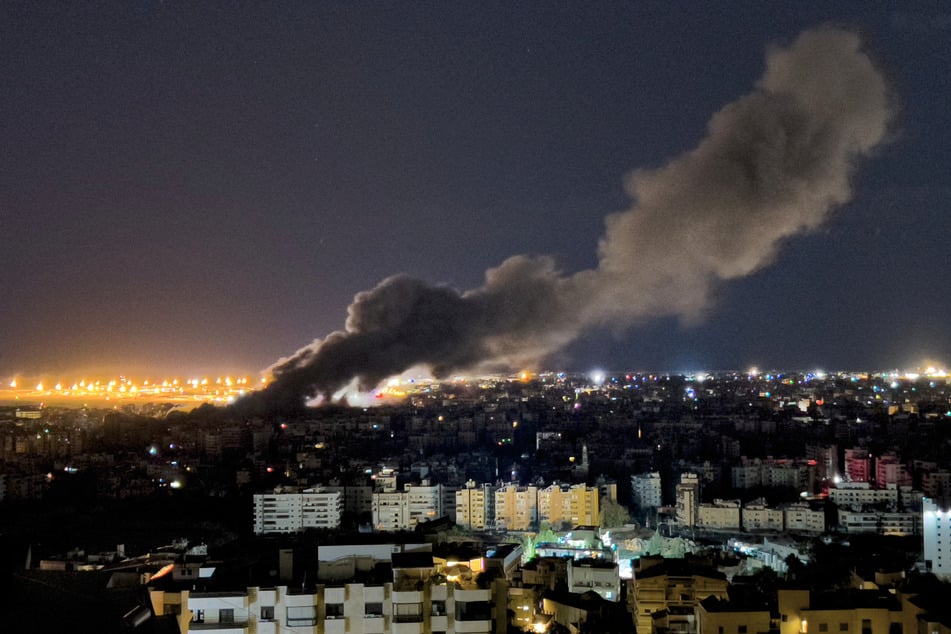 Nach dem Einmarsch Israels in den Libanon waren die ersten Resultate der Kämpfe bereits am Himmel zu sehen.