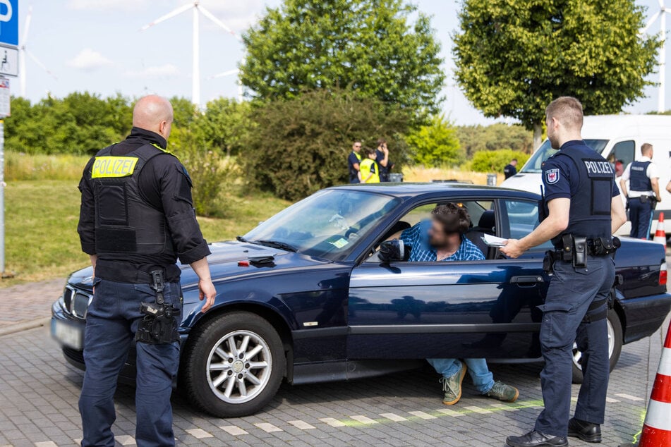 Die Brandenburger Polizisten zogen auffällige Autofahrer gezielt aus dem Verkehr.