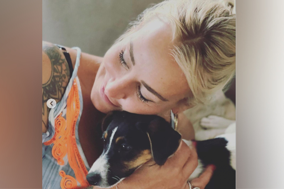 Sarah Connor (41) samt Hund auf Instagram.