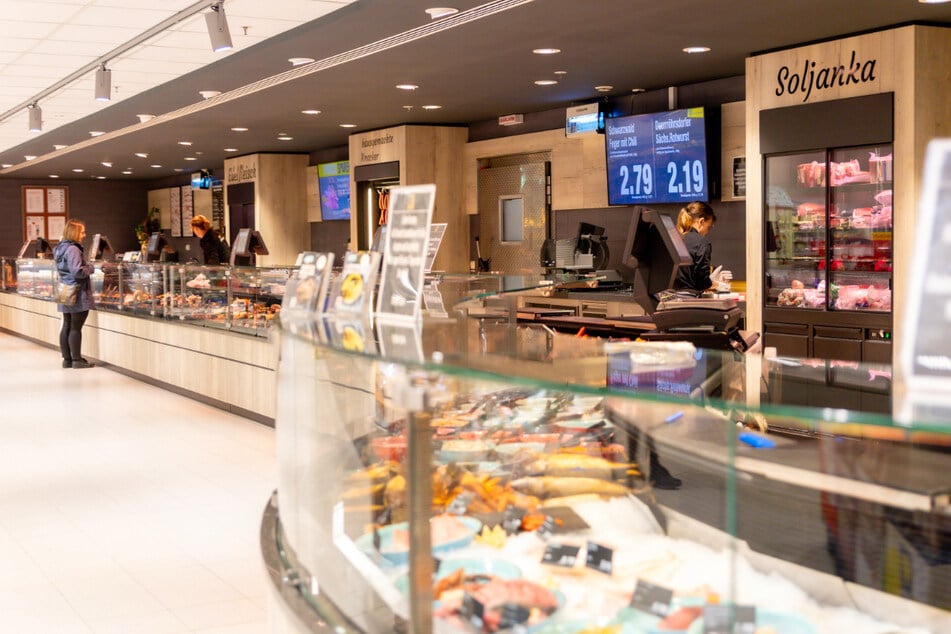 An der Frischetheke bei EDEKA Jäckel in Dresden vereinen sich abwechslungsreiche Aufgaben und echtes Teamgefühl.