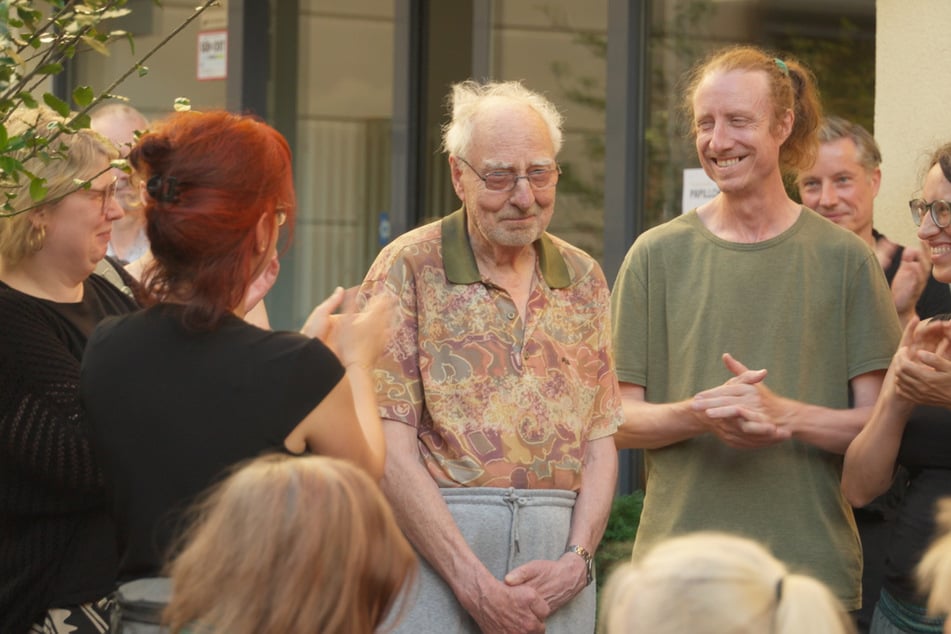 Zwischen Vater Ekkehard (3.v.l.) und Sohn Oliver (2.v.r.) war das Verhältnis lange Zeit schwierig.