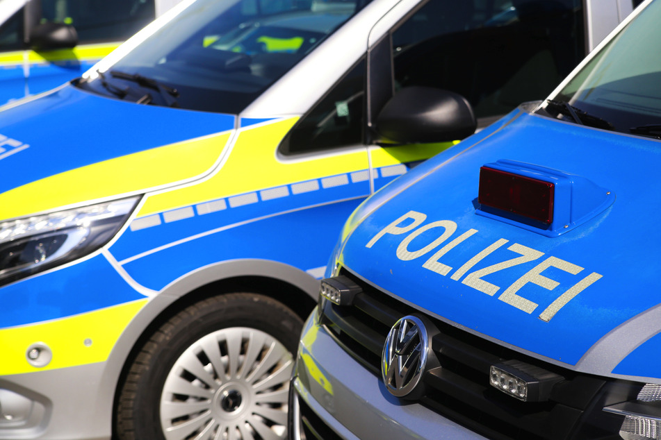 Die Polizei konnte den 23-Jährigen kurz darauf auf der Großenhainer Straße festnehmen. (Symbolbild)