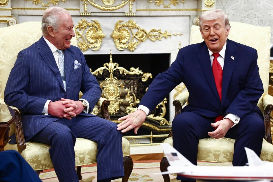 King Charles (l.) and President Trump held talks behind closed doors at the Oval Office.