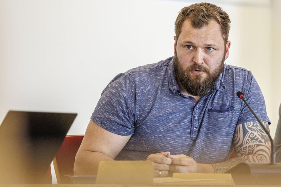AfD-Fraktions-Chef Thomas Ladzinski (36) befürchtet jahrelange Verzögerung und einen Verkehrsinfarkt.