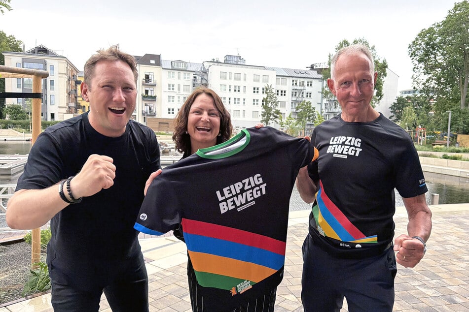 Starke Partner für ein großes Ziel: TAG24-Leipzig-Verkaufsleiter Sebastian Noack (l.), Stephanie Riedel und Jens Lehmann.