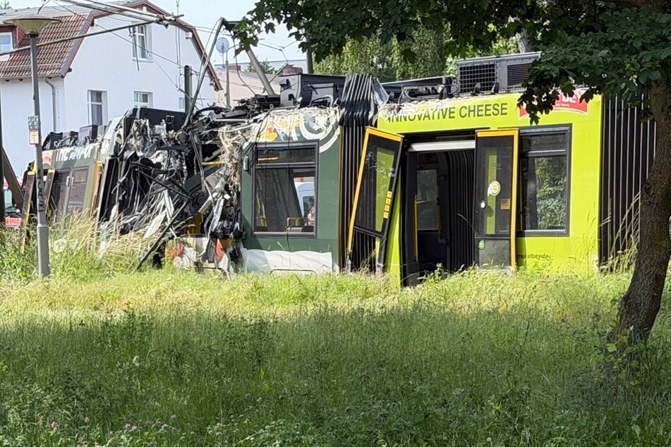 Es wurden 20 Menschen bei der Entgleisung verletzt.