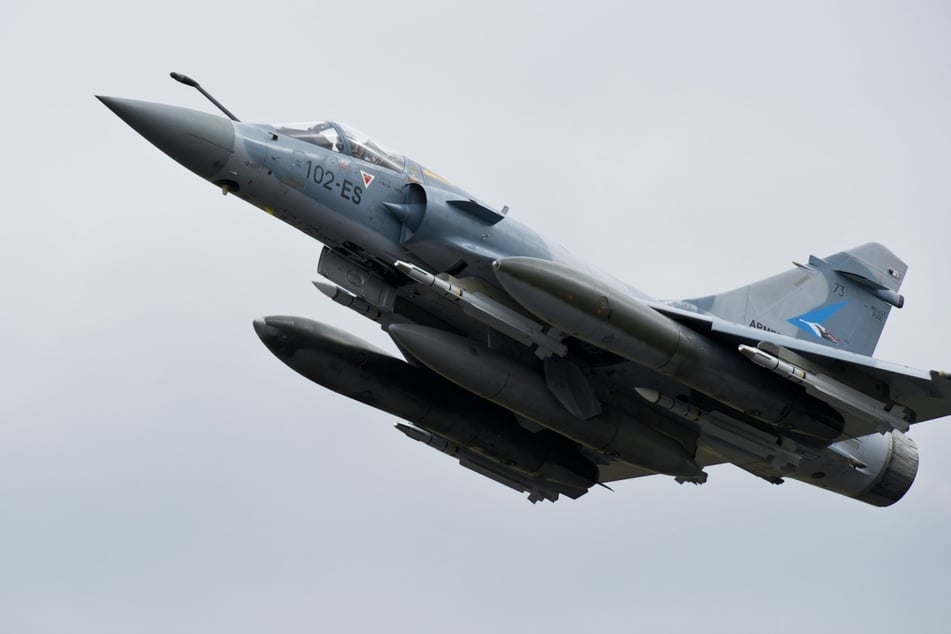 Im Februar erhielt Kiew die ersten drei Maschinen vom Typ Mirage 2000-5F aus Frankreich.